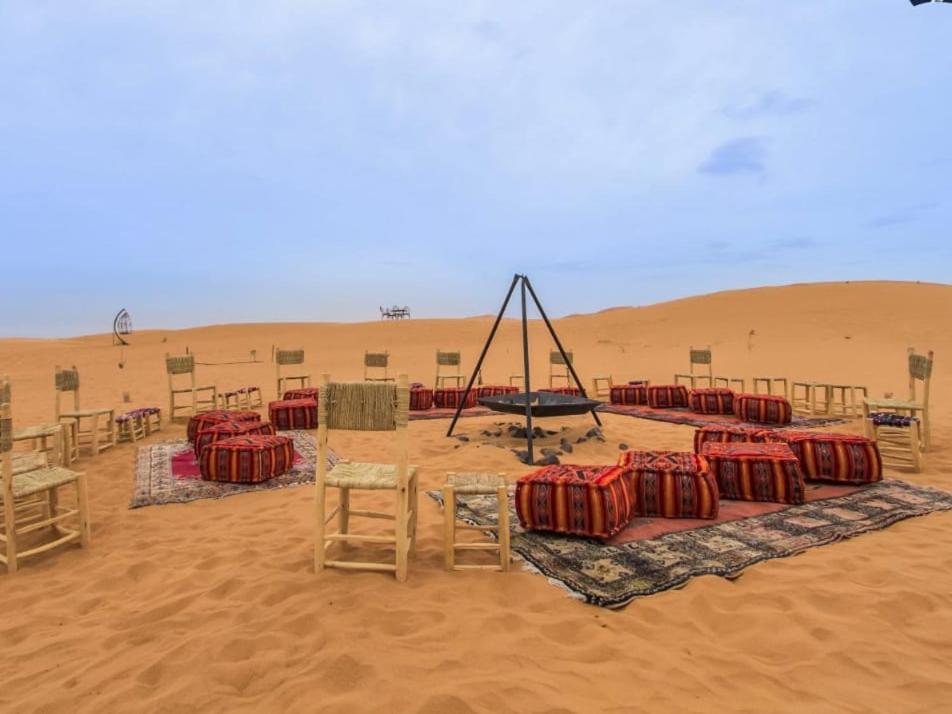Merzouga Luxury Tented Camp Hotel ภายนอก รูปภาพ
