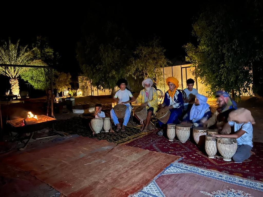 Merzouga Luxury Tented Camp Hotel ภายนอก รูปภาพ