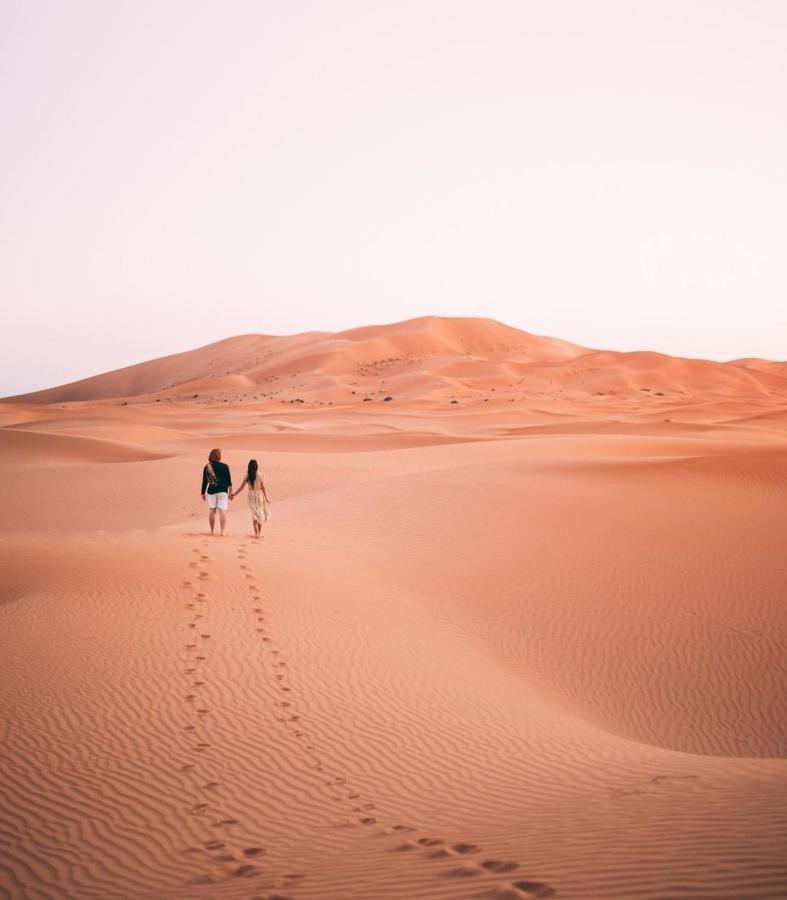 Merzouga Luxury Tented Camp Hotel ภายนอก รูปภาพ