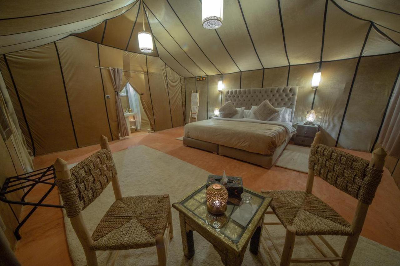 Merzouga Luxury Tented Camp Hotel ภายนอก รูปภาพ