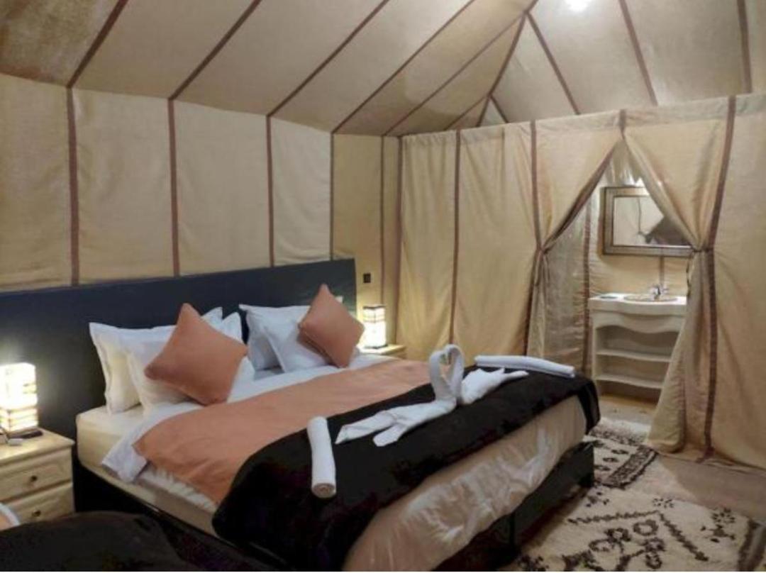 Merzouga Luxury Tented Camp Hotel ภายนอก รูปภาพ