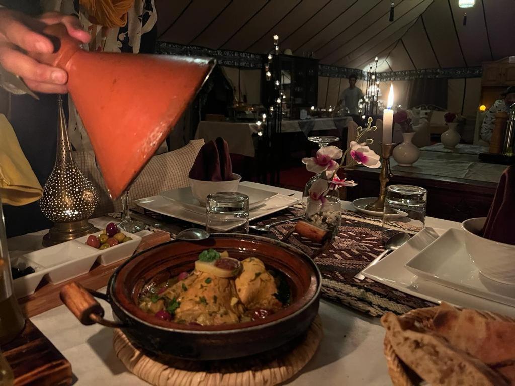 Merzouga Luxury Tented Camp Hotel ภายนอก รูปภาพ