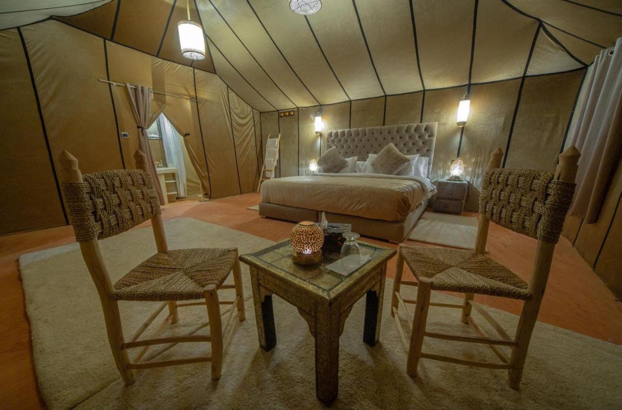 Merzouga Luxury Tented Camp Hotel ภายนอก รูปภาพ