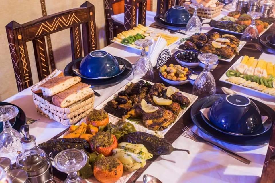 Merzouga Luxury Tented Camp Hotel ภายนอก รูปภาพ